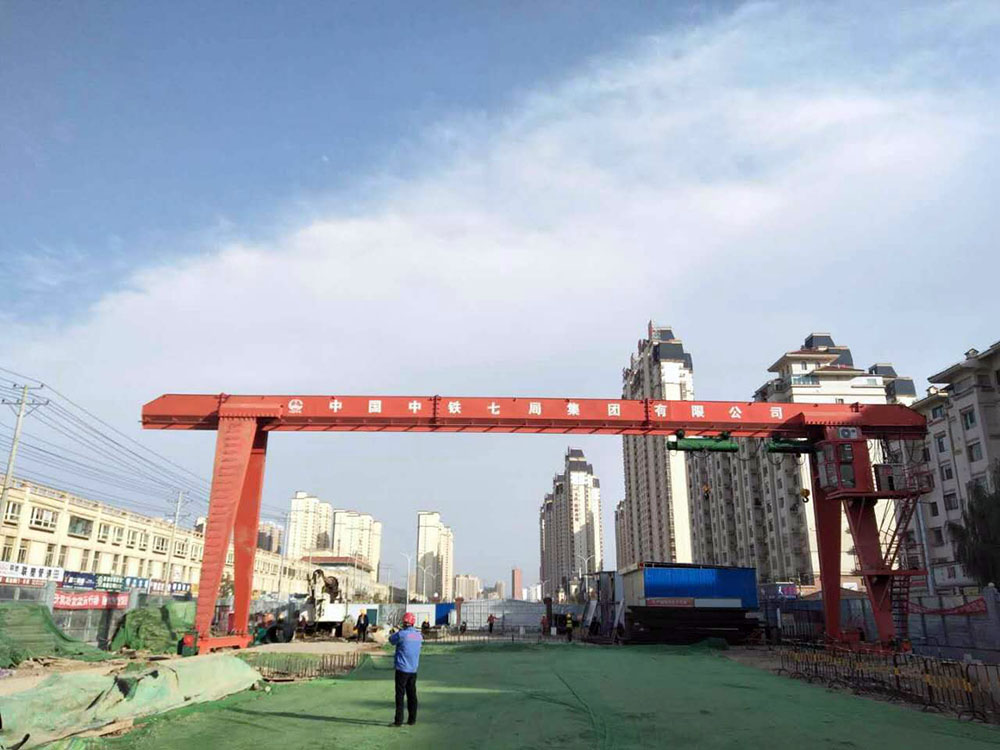 中鐵七局MH10+10t葫蘆門式起重機(jī)